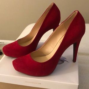 Red Suede Jessica Simpson Pumps
